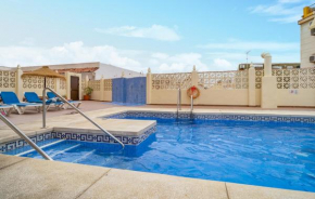 3 Bedroom Gorgeous Apartment In Fuengirola